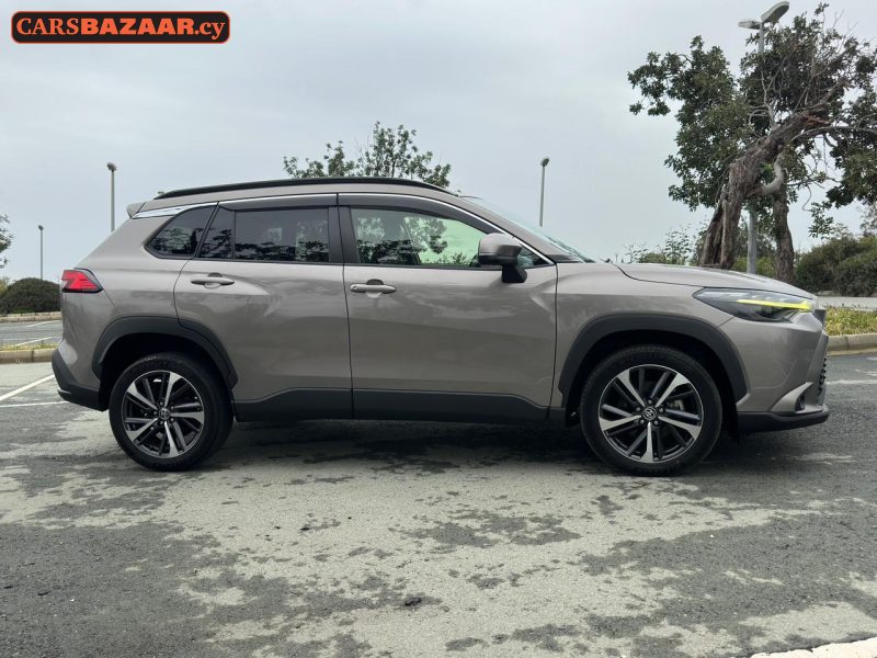 Toyota Corolla Cross - photo 6