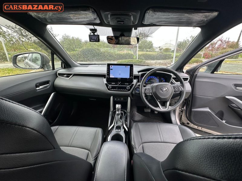 Toyota Corolla Cross - photo 9