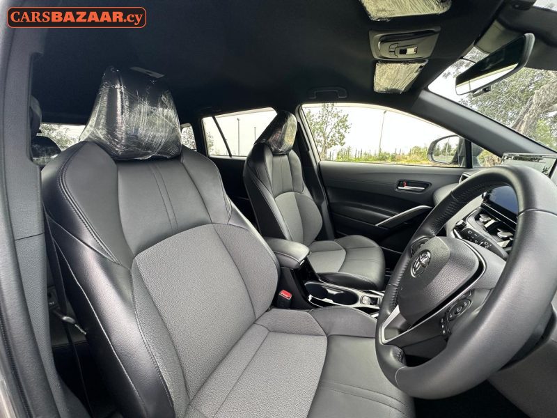Toyota Corolla Cross - photo 10
