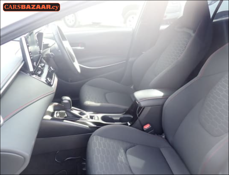 Toyota Corolla Sport - photo 3