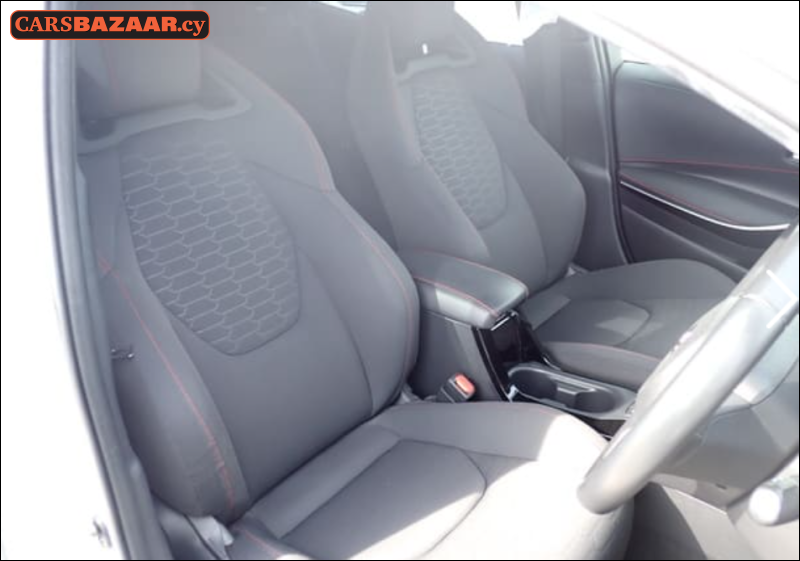 Toyota Corolla Sport - photo 4