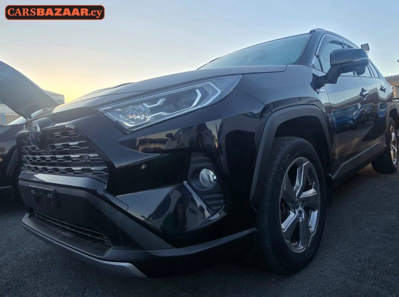 Toyota RAV4 - photo 2
