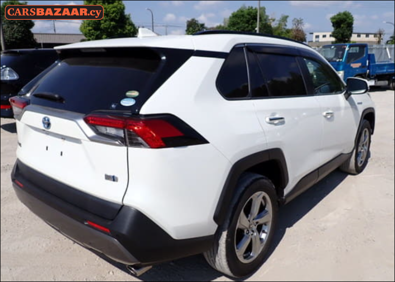 Toyota RAV4 - photo 3
