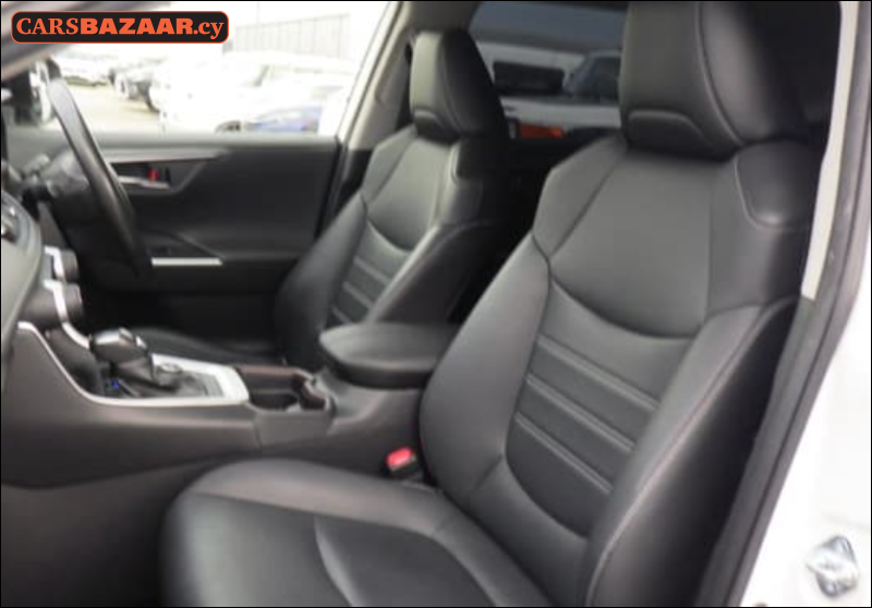 Toyota RAV4 - photo 2