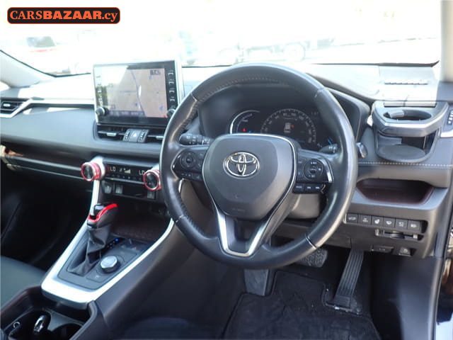 Toyota RAV4 - photo 3