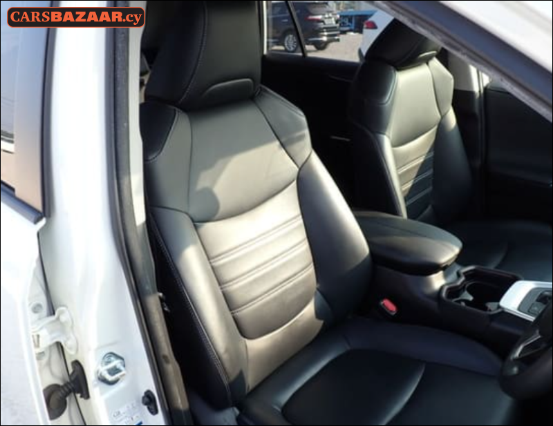 Toyota RAV4 - photo 4