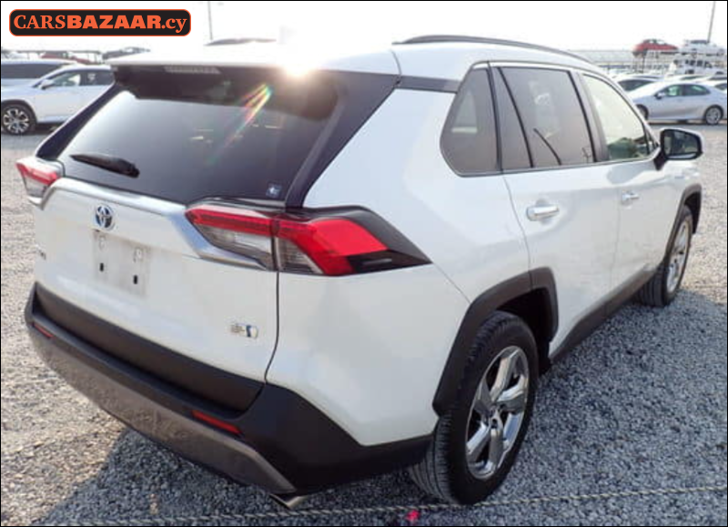 Toyota RAV4 - photo 5