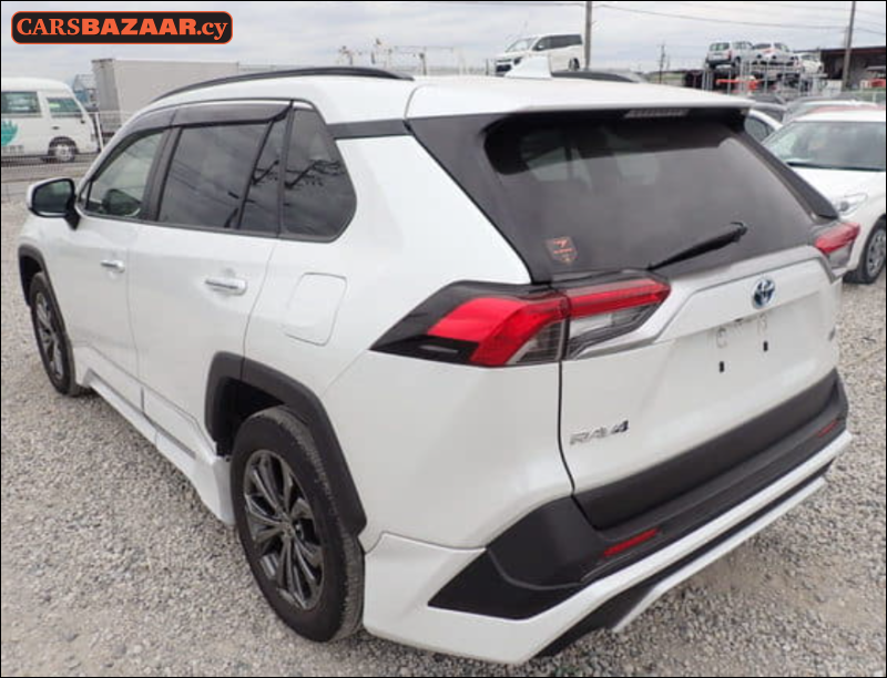 Toyota RAV4 - photo 7