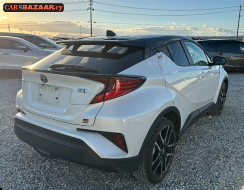 Toyota C-HR GR Sport - photo 4