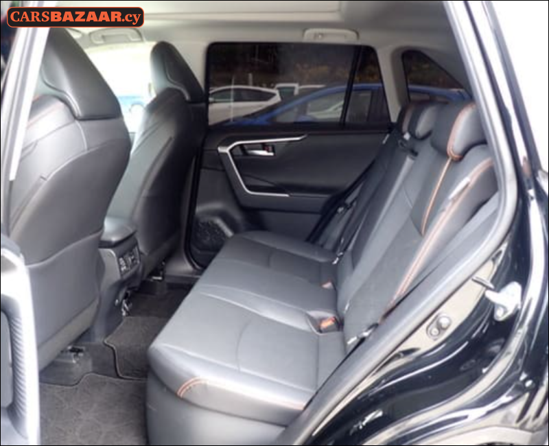 Toyota RAV4 Adventure  - photo 7