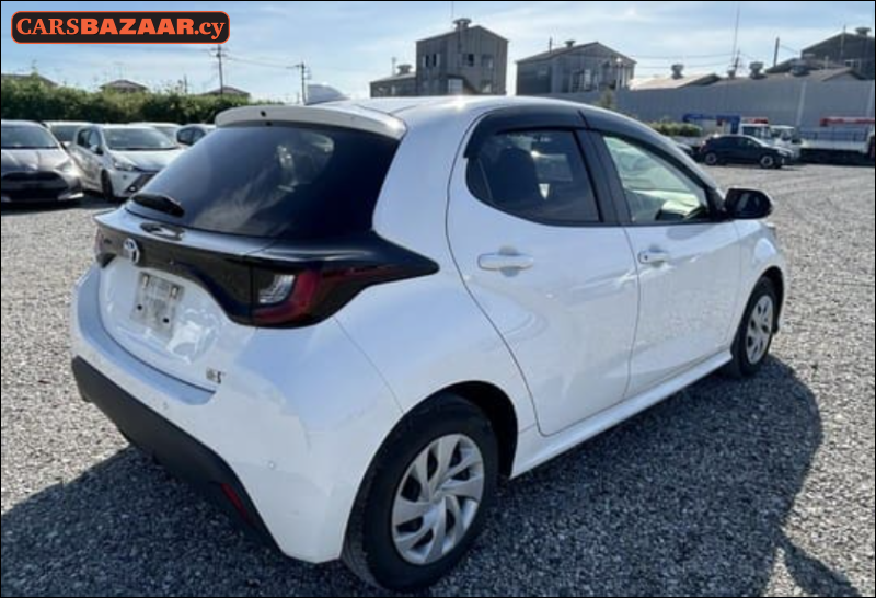 Toyota Yaris  - photo 2