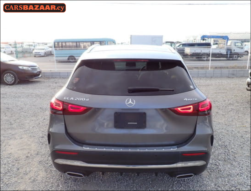 Mercedes-Benz GLA200d AMG Line  - photo 5