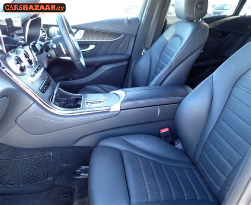 Mercedes-Benz GLC220d AMG Line - photo 6