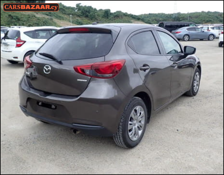 Mazda 2 - photo 4