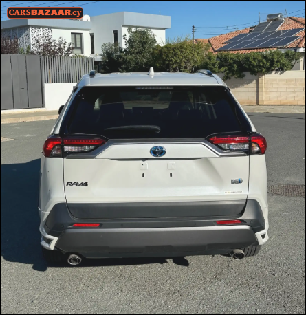Toyota RAV4 - photo 6