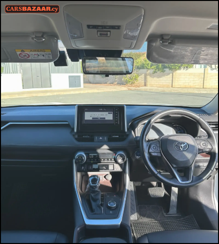 Toyota RAV4 - photo 8
