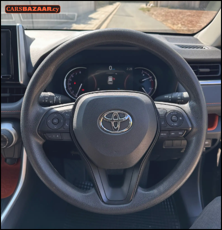 Toyota RAV4 Adventure  - photo 7