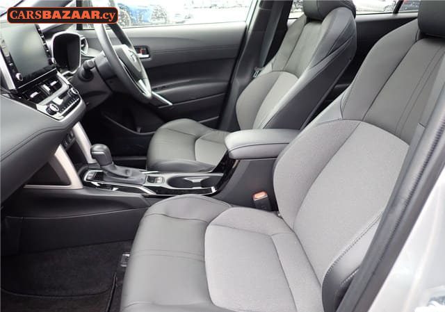 Toyota Corolla Cross - photo 3