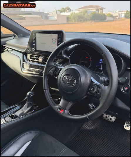 Toyota C-HR GR Sport - photo 6