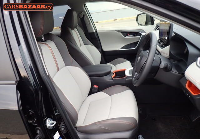 Toyota RAV4 Adventure  - photo 3