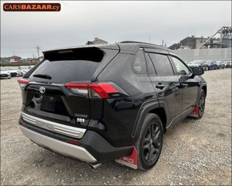 Toyota RAV4 Adventure  - photo 4