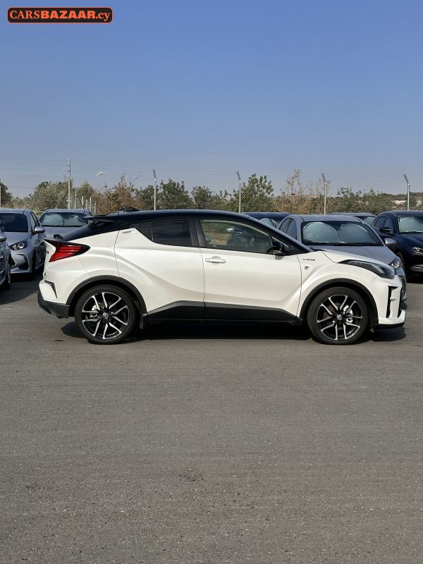 Toyota C-HR GR Sport - photo 9