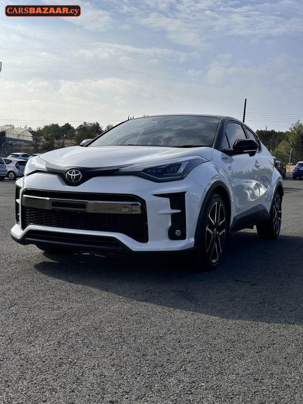 Toyota C-HR GR Sport - photo 4