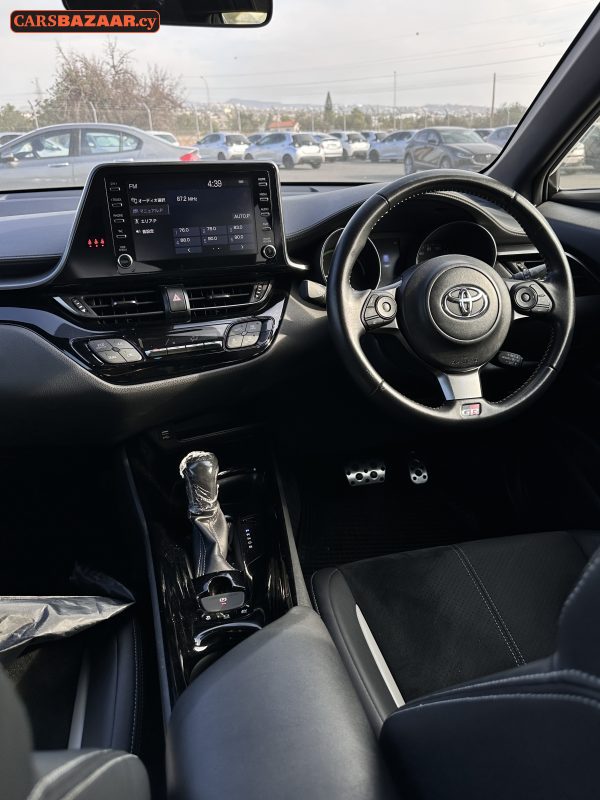 Toyota C-HR GR Sport - photo 3