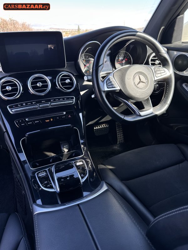 Mercedes-Benz GLC200 AMG Line	 - photo 8