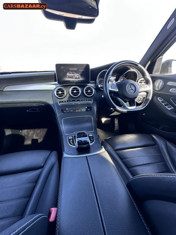 Mercedes-Benz GLC43 AMG Line - photo 10