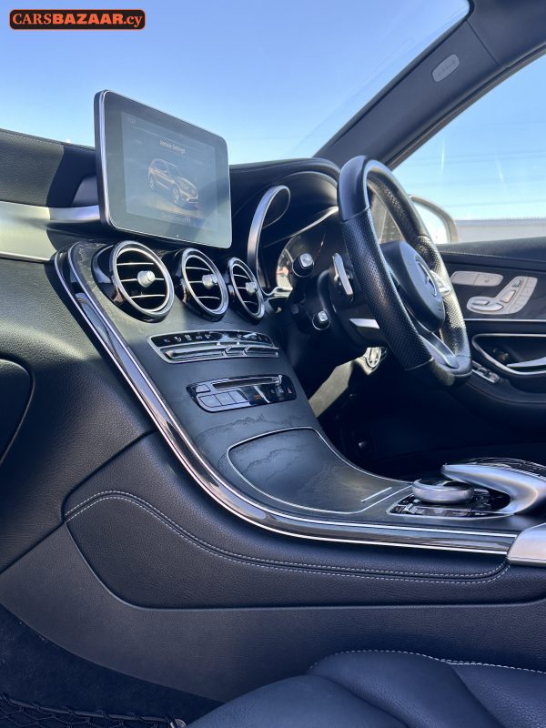 Mercedes-Benz GLC43 AMG Line - photo 3