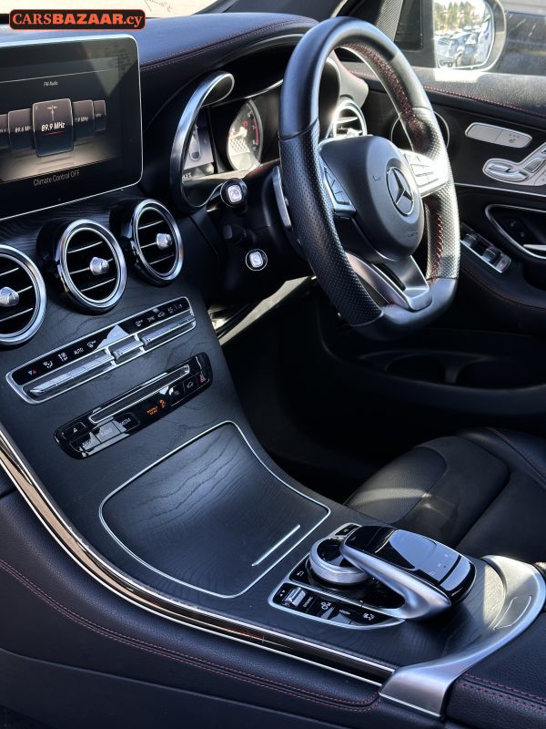 Mercedes-Benz GLC43 AMG Line - photo 10