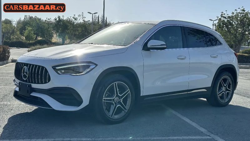 Mercedes-Benz GLA200d AMG Line  - photo 11