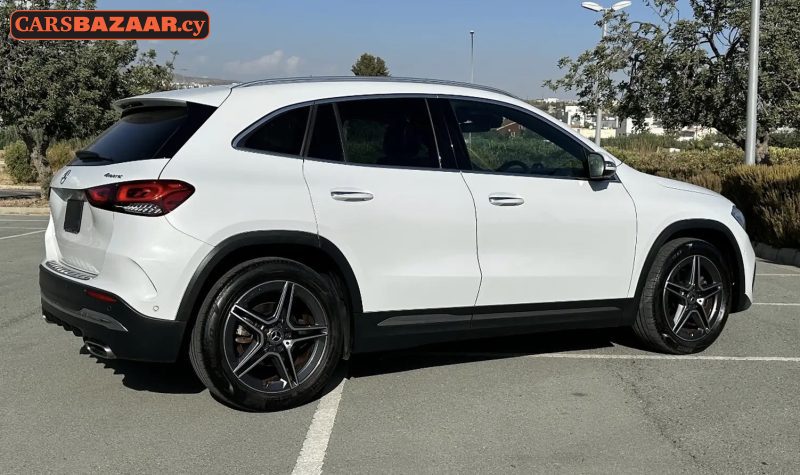 Mercedes-Benz GLA200d AMG Line  - photo 7