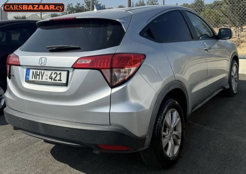 Honda Vezel - photo 4