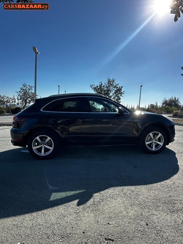 Porsche MACAN S - photo 11