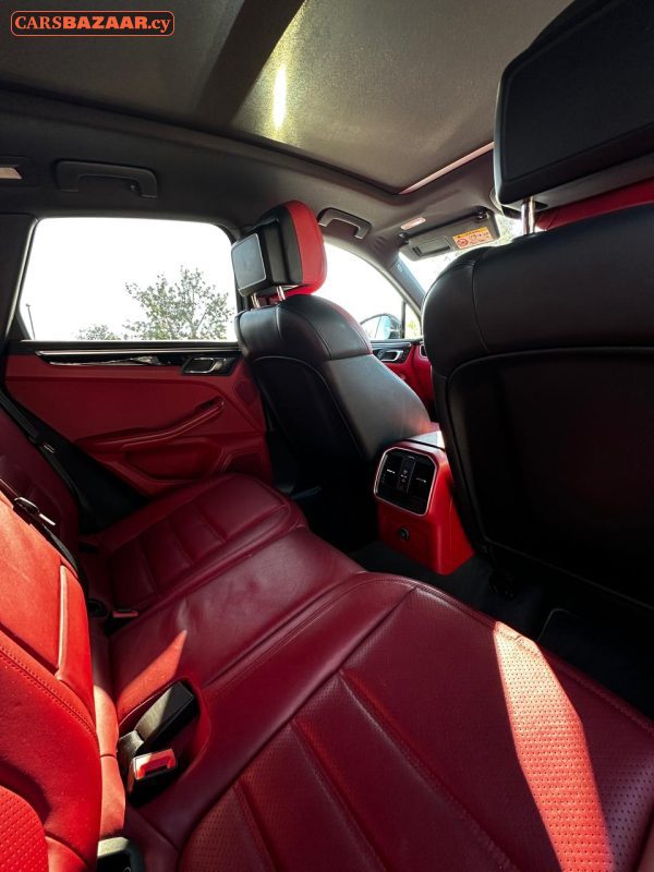 Porsche MACAN S - photo 9