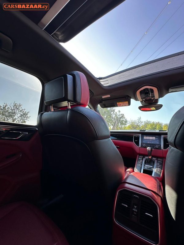Porsche MACAN S - photo 7