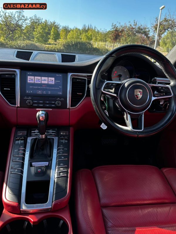 Porsche MACAN S - photo 5