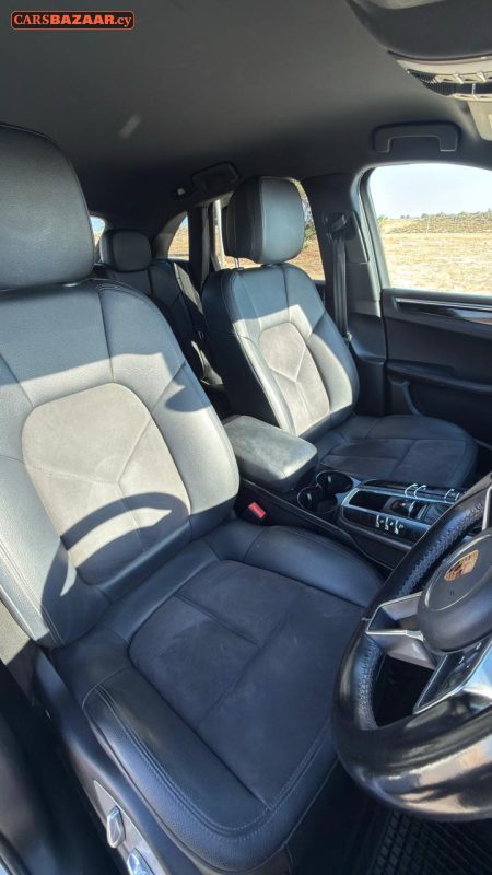 Porsche MACAN S - photo 8