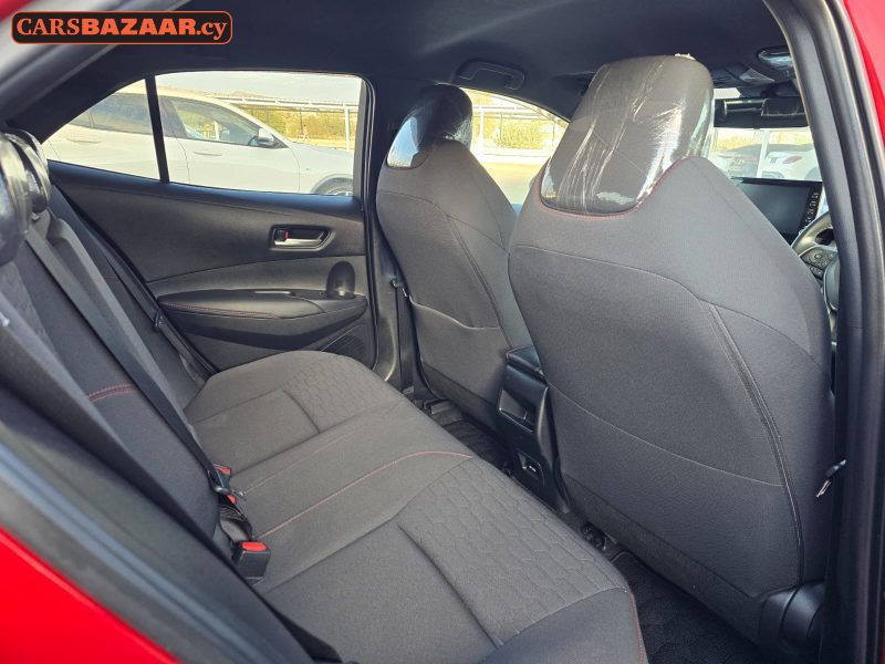 Toyota Corolla Sport - photo 2