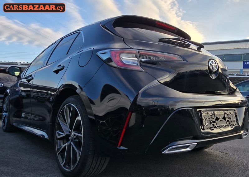 Toyota Corolla Sport - photo 4