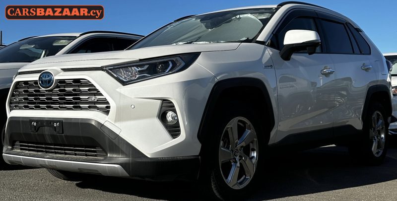 Toyota RAV4 - photo 2