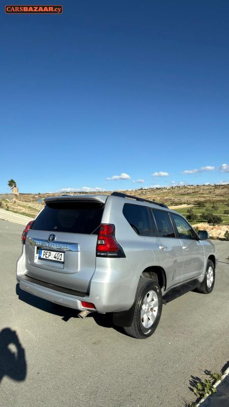Toyota Land Cruiser Prado - photo 4