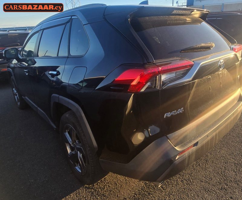 Toyota RAV4 - photo 2