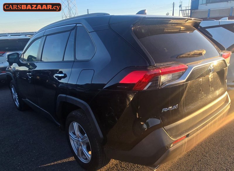 Toyota RAV4 - photo 4