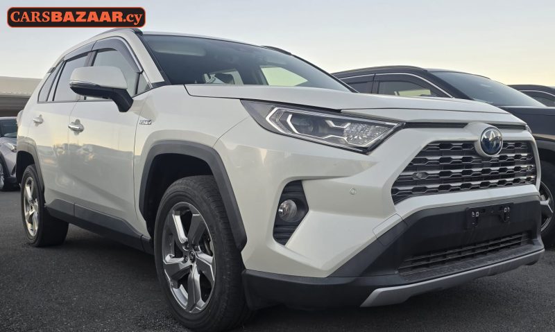 Toyota RAV4 - photo 2
