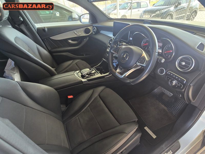 Mercedes-Benz C220d AMG Line	 - photo 4