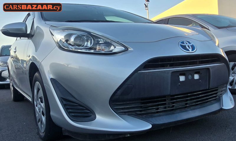 Toyota Aqua - photo 2