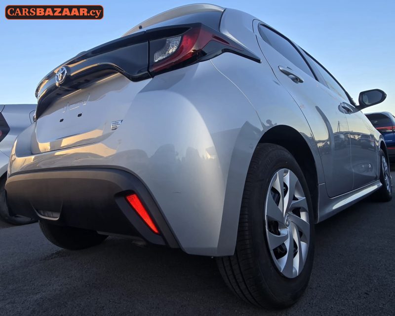 Toyota Yaris  - photo 3